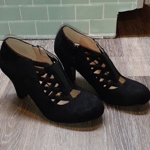 JC Piper Black Bootie Womens Size 8.5 NEVER WORN